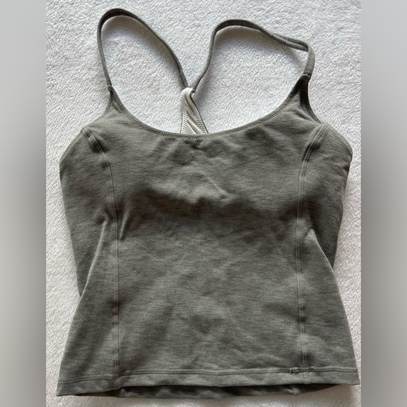 The Upside Leggings & Tank Set - Picture 4 of 9